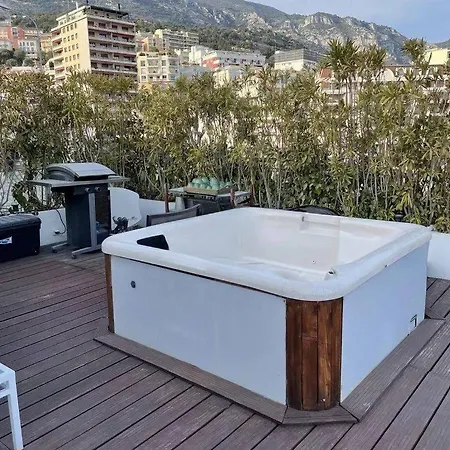 Apartment Quadrilocale In Montecarlo *